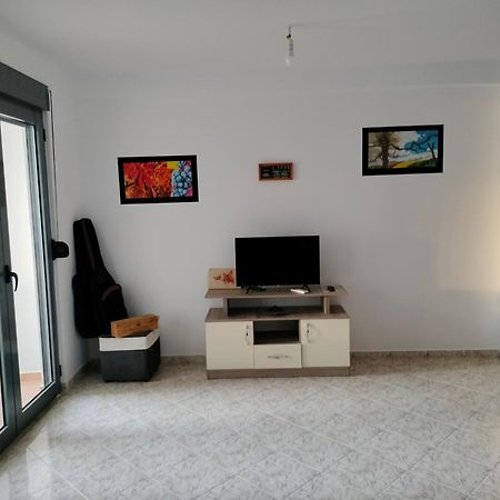 Appartement Taurasi Red Saranda Extérieur photo