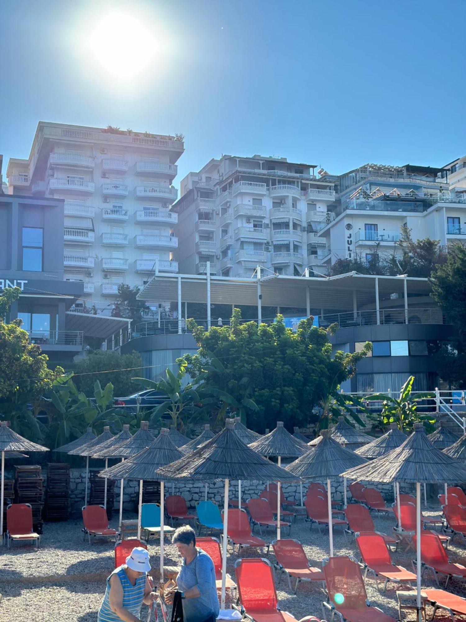 Appartement Taurasi Red Saranda Extérieur photo
